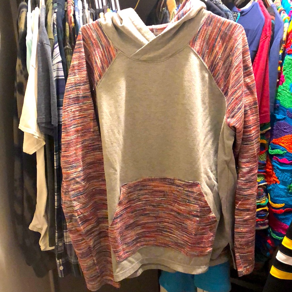 Vintage Aeropostale “drug rug” style hoodie